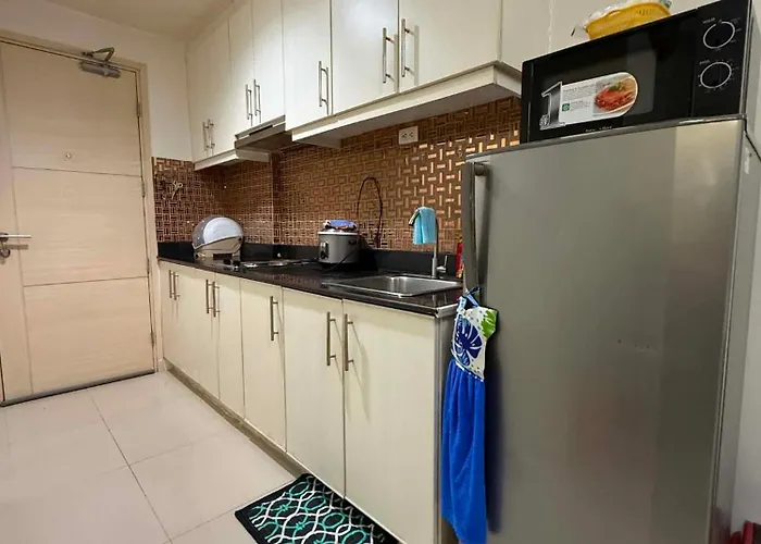 Jhedan Staycation - Sea Residences Tower E * Manila